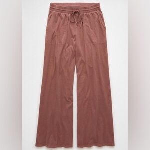 American Eagle Sunchaser Wide Leg Pants in Mauve Size S EUC